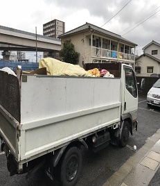 福岡市東区で一軒家の不要品回収作業をしました