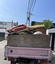 福岡市城南区片江で引越しと不用品回収の作業を行いました