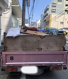 福岡市早良区西入部の現場において、他社が回収した物件に残された不用品を、弊社「まごころ片付け福岡」が再度回収いたしました