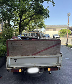 福岡市城南区松山にて、ある企業様のご依頼により大量の事務用品を回収いたしました