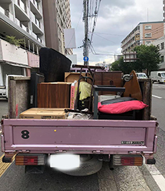 福岡市南区玉川町で、会社から出た段ボールや雑誌などの小物を回収しました